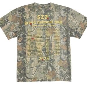 Camo Graphic T-Shirt